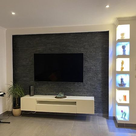 Maison Lyon-Bron Eurexpo - Stadium Groupama Apartment Luaran gambar
